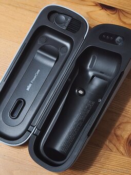 Holicí strojek Braun Series 9 PRO+ Wet&Dry 9675cc - 8