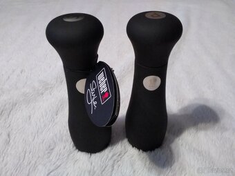 Sada mlýnků na pepř a sůl Weber, 19 cm - 8