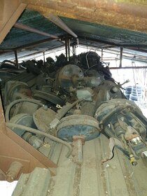 Prodám Renaultu MEGAN LAGUNA CLIO SCENIC ESPACE TWINGO 19 - 8