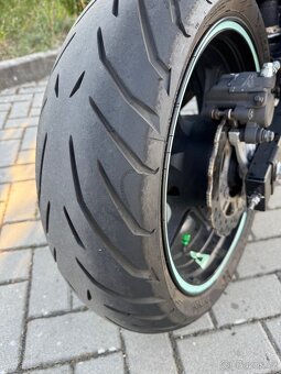 Kawasaki Z750 2009 - 8