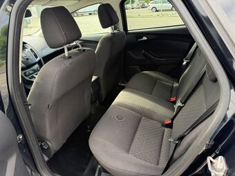 Ford Focus kombi 1,6Tdci 70 kW r.v.2013 1.majitel - 8