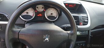 Peugeot 207 1.4 i klimatizace - 8