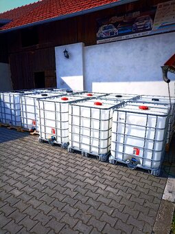 IBC nádrže na vodu - 1000 litrů - 8