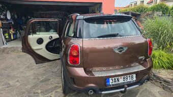 Mini Cooper Countryman - 8