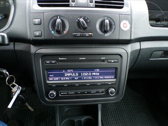 Škoda Fabia 1,2 12V 51KW NOVÉ ROZVODY - 8