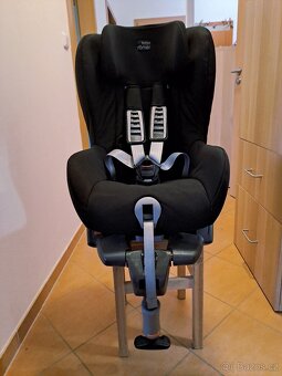 Britax romer safefix ece r44/04 - 8