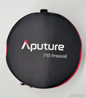 Aputure F10 fresnel - 8