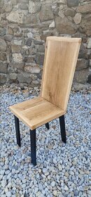 Masivní dubové židle k jídelnímu stolu - 8