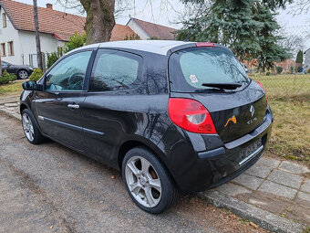 benzínový Renault Clio 1.2 edice Rip Curl   10/2007 - 8