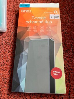 iPhone 11 - 8