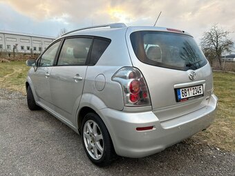 Toyota Corolla Verso 2,0 D4D 100kw - 8