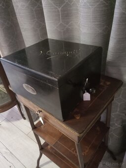 Hrací stroj polyphon - 8