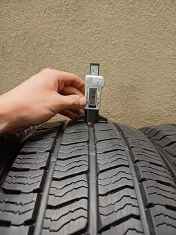 ZIMNÍ pneu Barum 215/65/r16C 4ks - 8