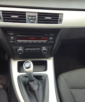 BMW E90 325d 145 kw - 8