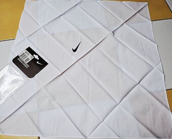 Šátek Nike Tennis Swoosh Bandana Rafael Nadal, unisex - 8