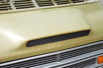 Dodge Tradesman 200 (1974) - 8