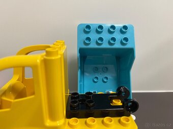 Lego Duplo nákladní auto - 8