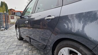 RENAULT GRAND SCENIC 1.4 TCE 96KW.7 MÍST.6 RYCHLOSTÍ.TAŽNÉ. - 8