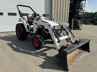 Traktor BOBCAT CT230 - 8