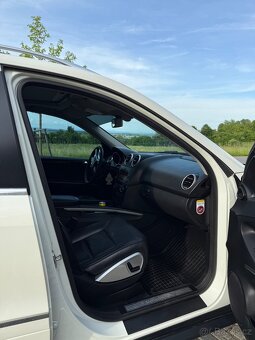 Mercedes-Benz ML320CDI 2010 Rok - 8