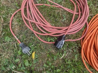 Sada elektrických prodlužovacích kabelů. Cena za sadu. - 8