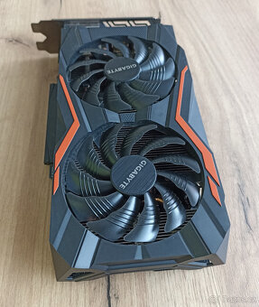 Funkční grafická karta Geforce GTX 1050Ti - 8