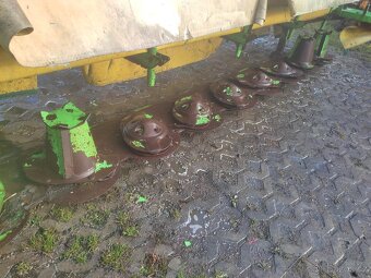 Disková sekačka . Fortschritt E303 - 8