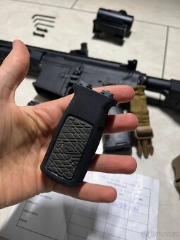 Airsoft Zbraň: AR-15 Arcturus - 8