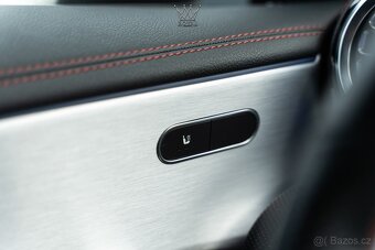 Mercedes-Benz CLA Shooting Brake SB 200 d AMG - 8