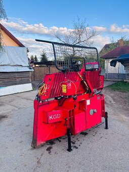 Naviják za traktor KGD 8T s DO-odvíjecí kladka-cena bez DPH- - 8