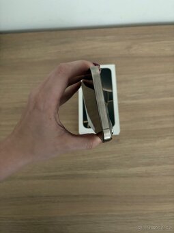 iPhone 16 PRO MAX - 8