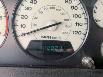 Jeep Grand Cherokee WJ - 8