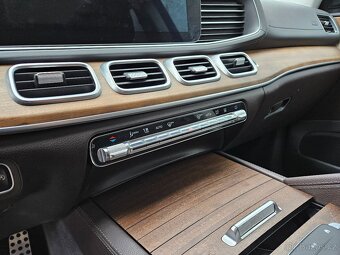 Mercedes-Benz GLS 580 4-Matic AMG 4.0L V8 - 8