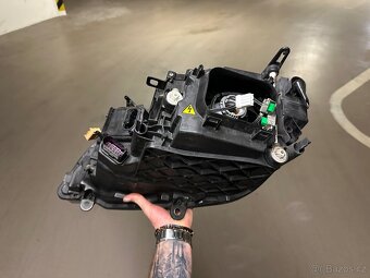 VW Touareg 7P1 xenon - 8
