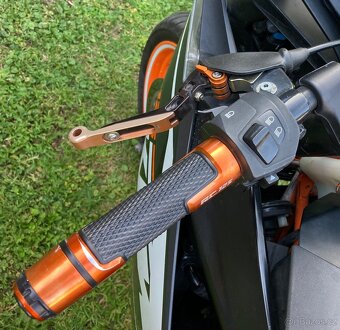 KTM RC 125 + ZDARMA nový sedlový vak a nepromok kombinéza - 8