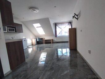Pronájem bytu 3+kk 90 m2, s terasou 18m2 , Ledeč nad Sázavo - 8