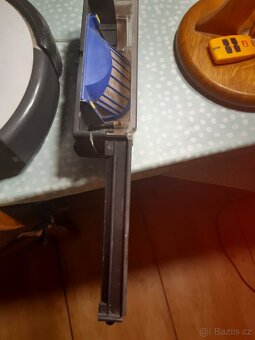 Robotický vysavač - 8