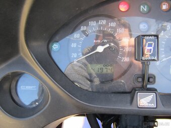 CBF 600 S - 8