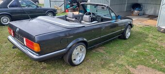 Bmw e30 cabrio 320i. Chromák. Serviska - 8