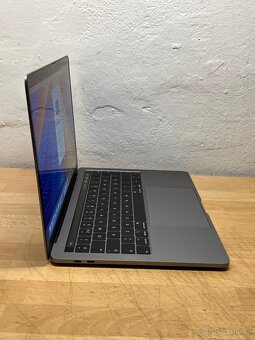 MacBook Pro 13” 2018/16GB RAM/Intel i5/512GB SSD/ Záruka - 8