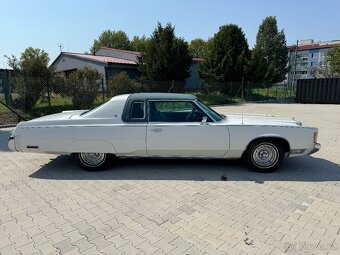 1976 Chrysler Newport - 8