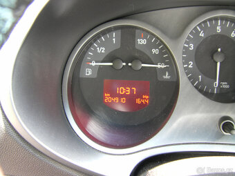 Seat Leon, 2.0 FSI - 110kW - ELEGANCE - 8