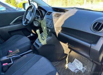 Mazda 5 CW 2.0i havarovaná - 8