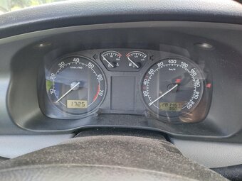 Škoda Octavia I combi 1.6i benzín, 75kW - 8