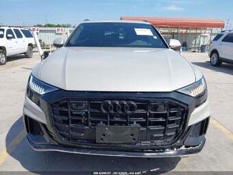 AUDI Q8 - 8
