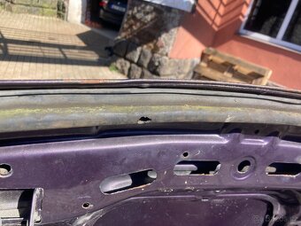 Kapota BMW E34 technoviolet - 8