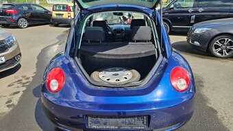 Volkswagen New Beetle 1,6i - 8