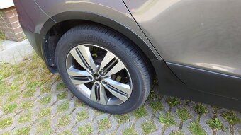 Prodám Hyundai ix35 2CRDI 4x4 automat - 8