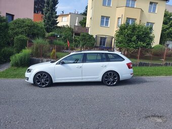 Sportovní pružiny Eibach Pro-Kit + podložky Škoda Octavia 3 - 8