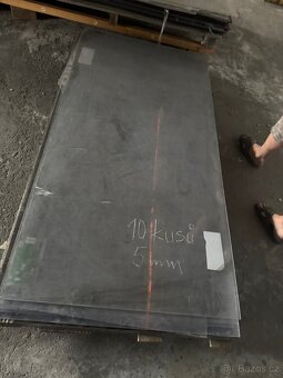 Polykarbonát , plexisklo - 8